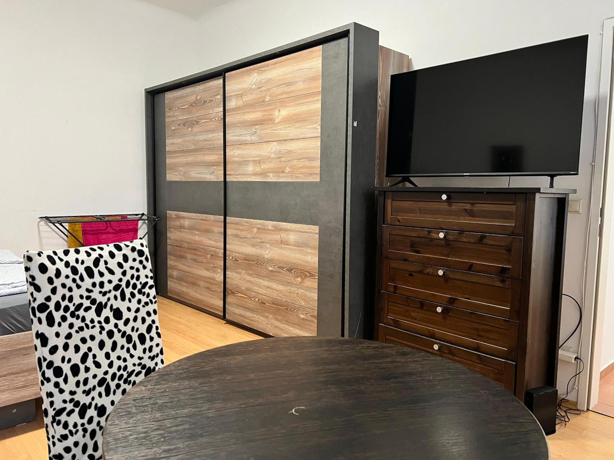Charming 1Br Apartment Perfect For Long Stays 维也纳 外观 照片